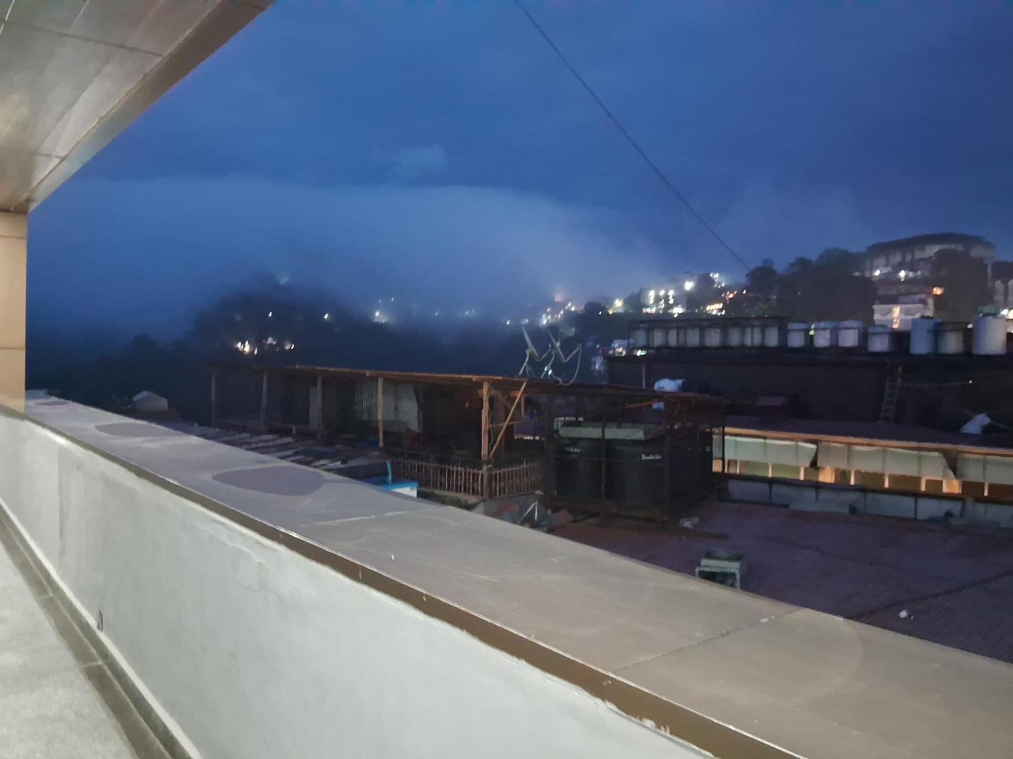 Hotel Amar Mussoorie Bagian luar foto