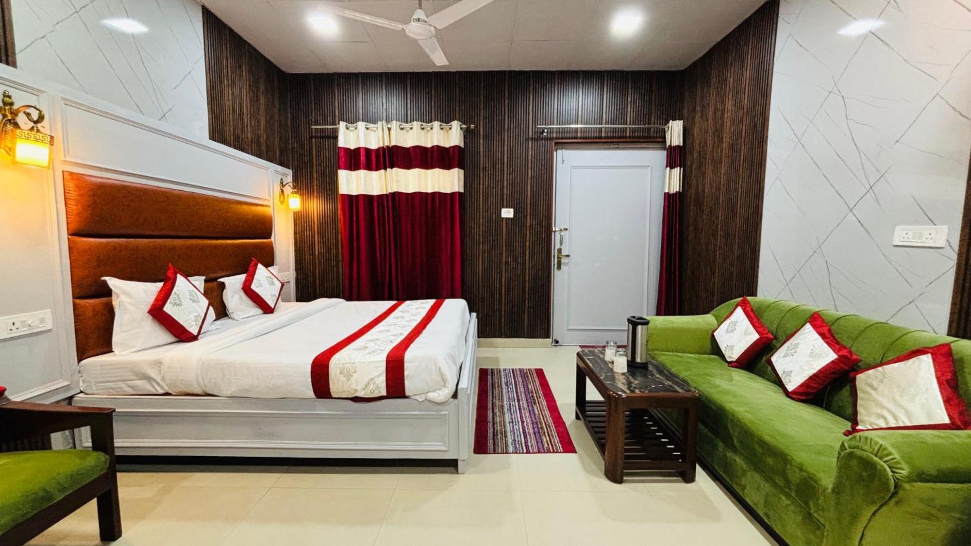 Hotel Amar Mussoorie Bagian luar foto