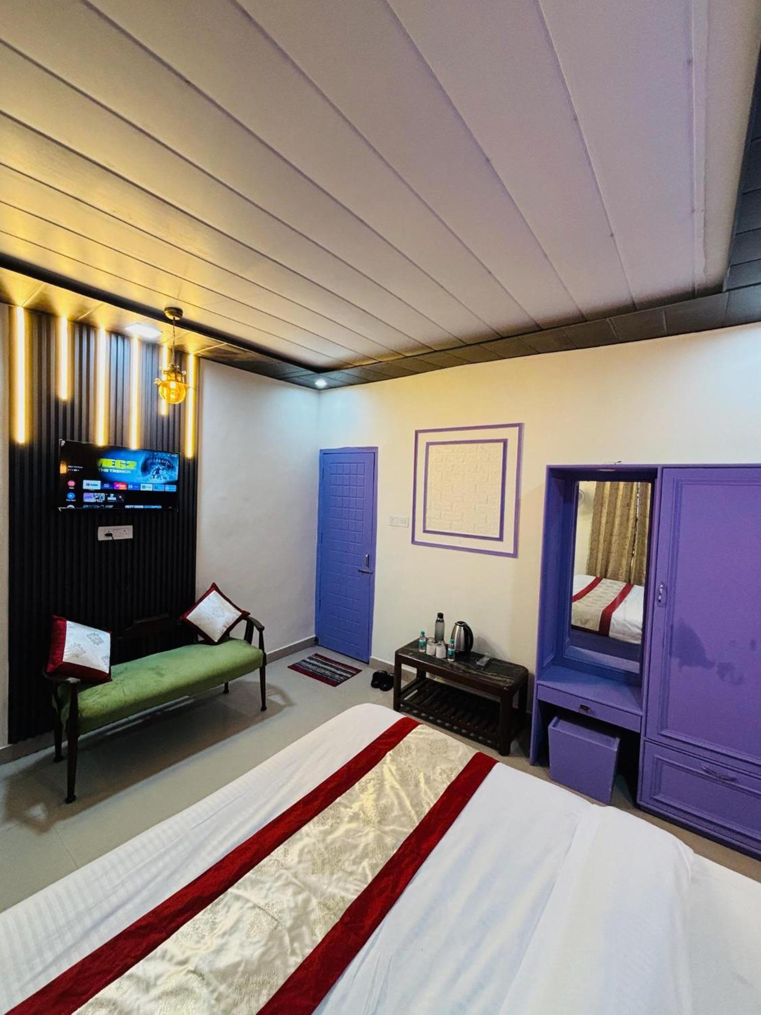 Hotel Amar Mussoorie Bagian luar foto